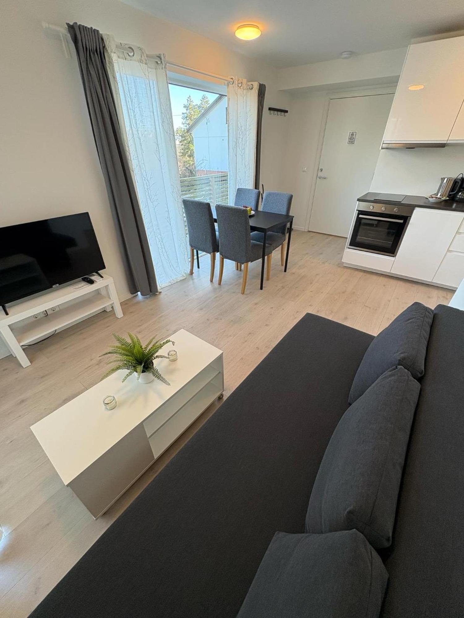 Lisas Apartment, Private New 1 Bedroom And 1 Living Room With Sofa Bed And Big Windows, Share With Nobody Oslo Exteriör bild